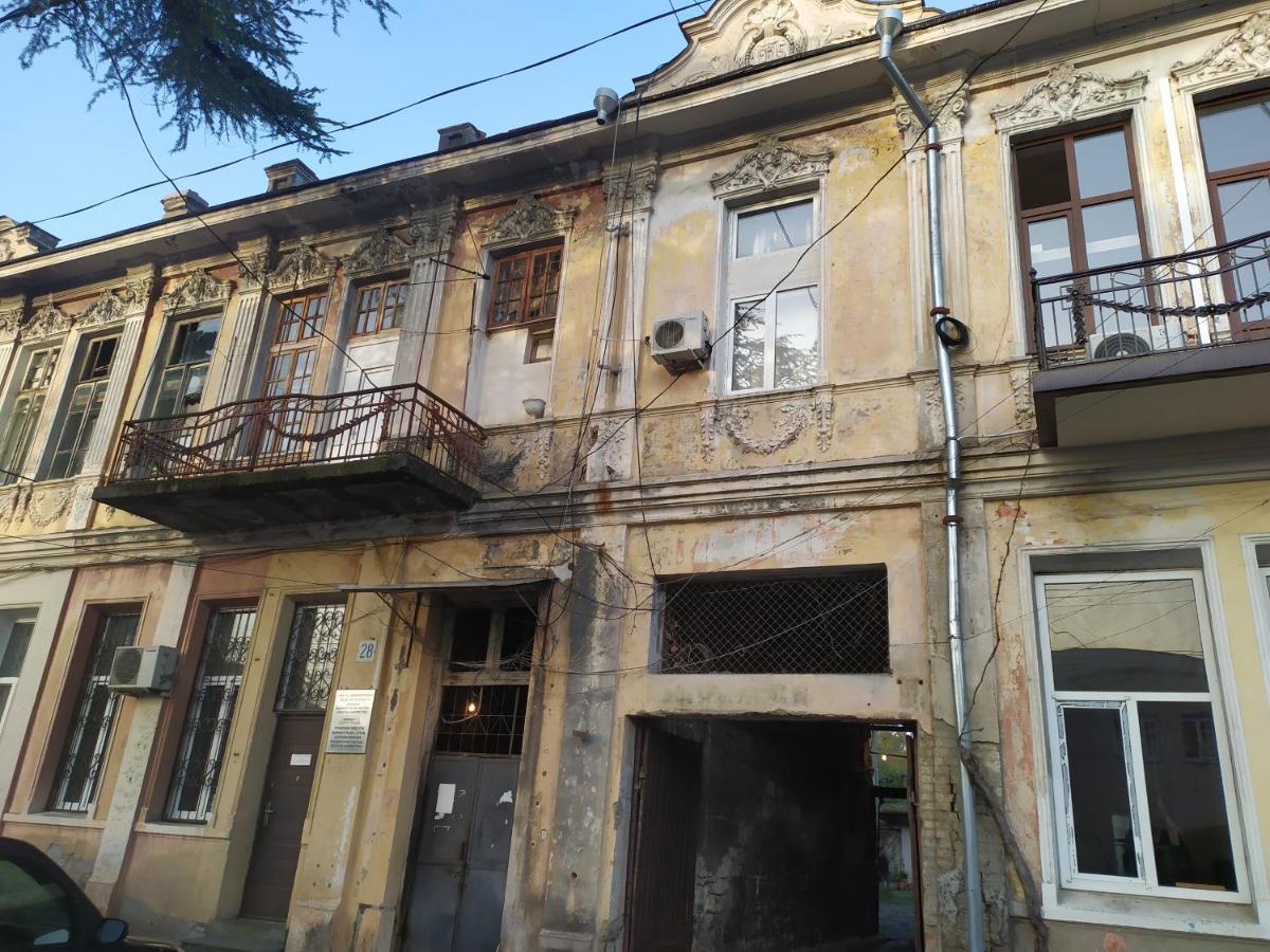 Студия В Центре Сухума Сухуми Екстериор снимка